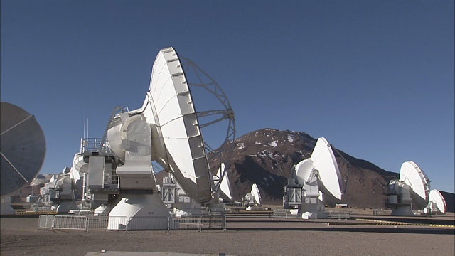 The ALMA array at the Chajnantor plane (part 13)
