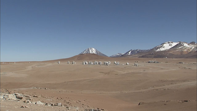 The ALMA array at the Chajnantor plane (part 2)