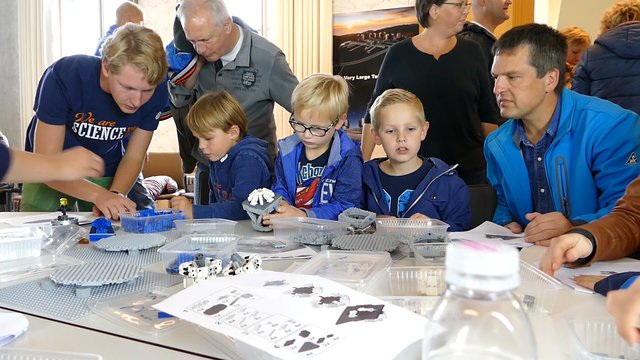 Bright young minds working on Paranal