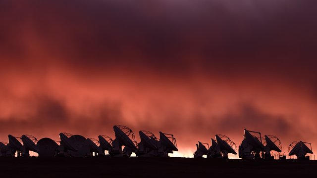 Colour clouds swirl over ALMA