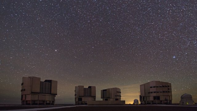 Morning observations time-lapse at Paranal