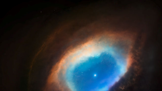 3D Animation of the Helix Nebula