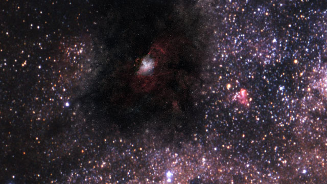 La Nebulosa del Aguila vista por el VLT, WFI y Hubble