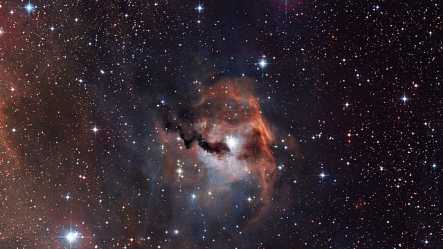 Zoom na direção da Nebulosa da Gaivota (IC 2177)