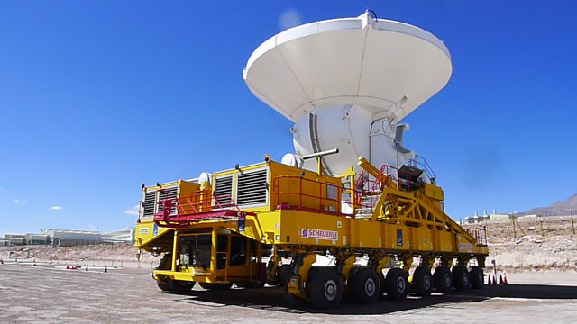 Die letzte ALMA-Antenne wird an das Observatorium übergeben
