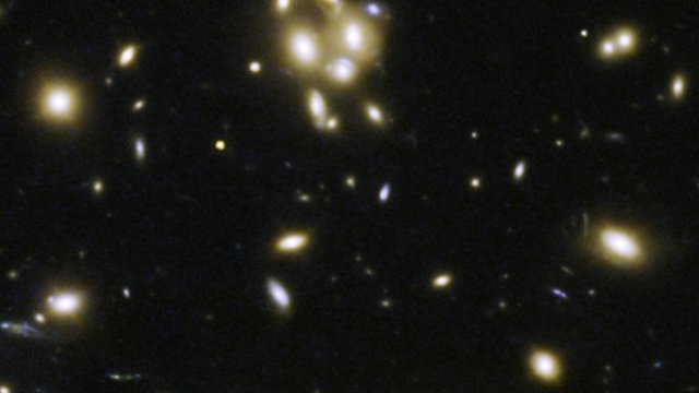 Zooming in on the distant galaxy MACS 1149-JD1