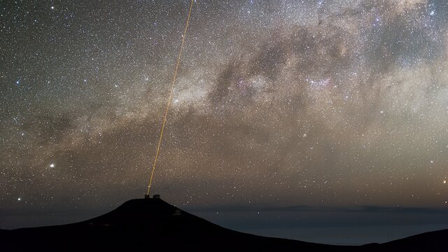 ESOcast 221 "in pillole": Un telescopio dell'ESO vede i segni della nascita di un pianeta