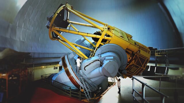 The 3.6-metre telescope in full grandeur