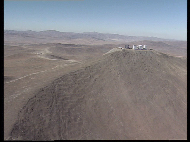 Paranal aerial view 1997a