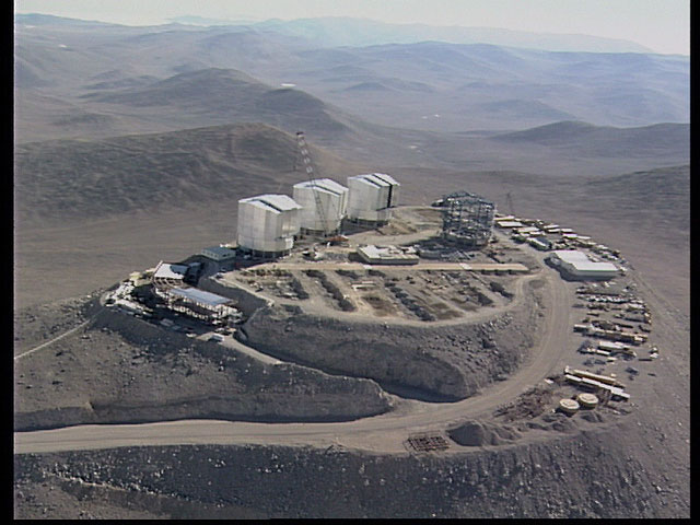 Paranal aerial view 1997b