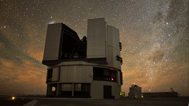 VLT before the approaching dawn