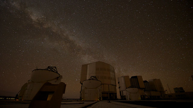 Paranal time-lapse 2012e