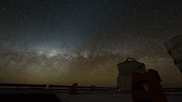 Paranal time-lapse 2012f