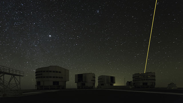 Sun sets over the VLT in Ultra HD