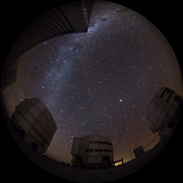 VLT night time-lapse